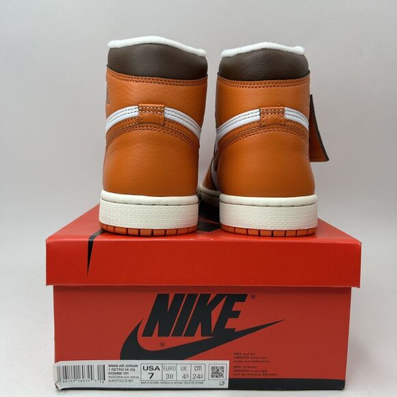 Nike Air Jordan 1 Retro High OG WMNS “Starfish” 2023 - Picture 4 of 5